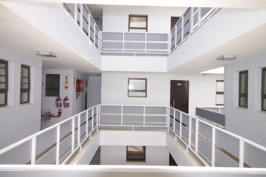 To Let 1 Bedroom Property for Rent in Sea Point Western Cape